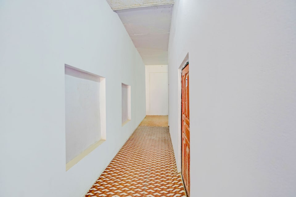 SPOT ON Stay In Hotel, Prayagraj, Prayagraj