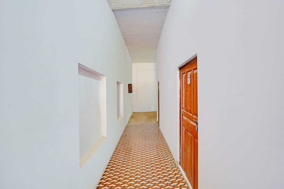 SPOT ON Stay In Hotel, Prayagraj, Prayagraj