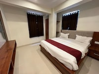  Hotel O Grand Majestic