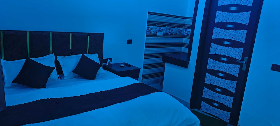 Hotel O  Crystal Palace , North Delhi, Delhi