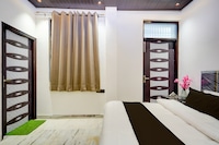 Hotel O  Crystal Palace 