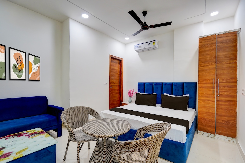 Hotel O Krishna Hotel , Rohini Delhi, Delhi