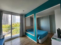 Sunday Beachfront View Jomtien Pattaya