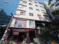 Hotel O Windsor Castle Inn