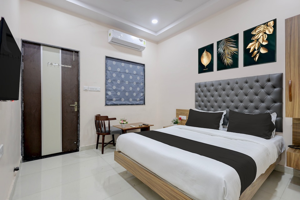 HOTEL O MATRI CROWN , Airport Road - Raipur, रायपुर