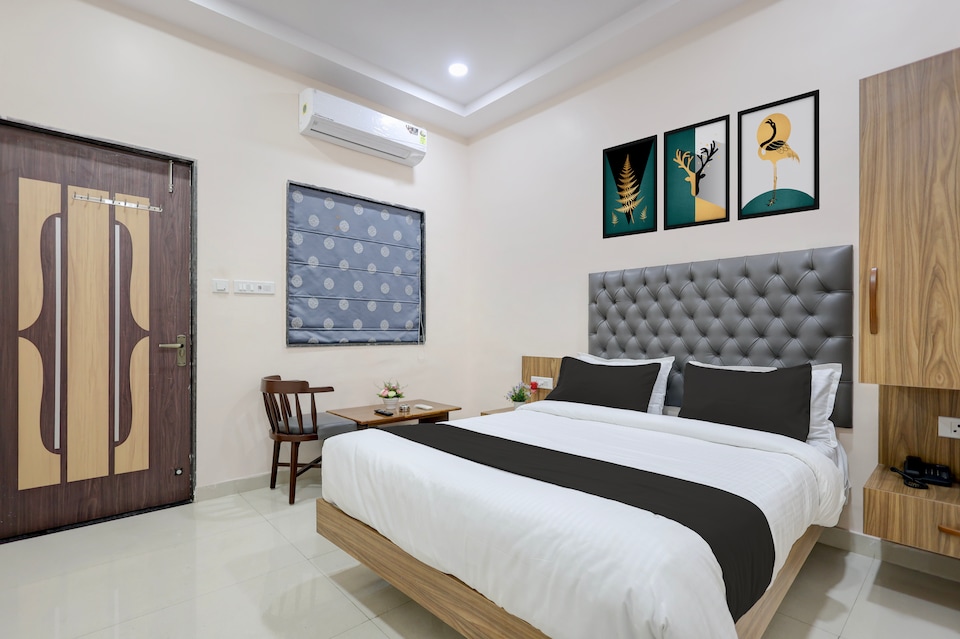 HOTEL O MATRI CROWN , Airport Road - Raipur, रायपुर