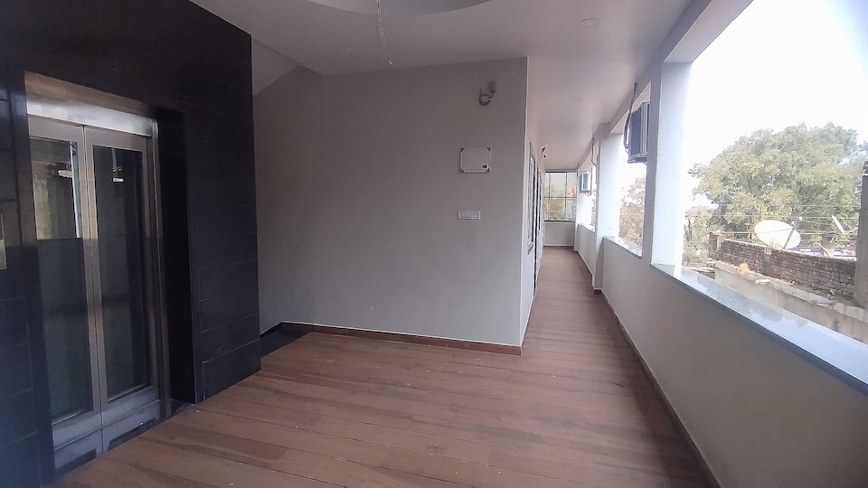 HOTEL O MATRI CROWN , Airport Road - Raipur, Raipur