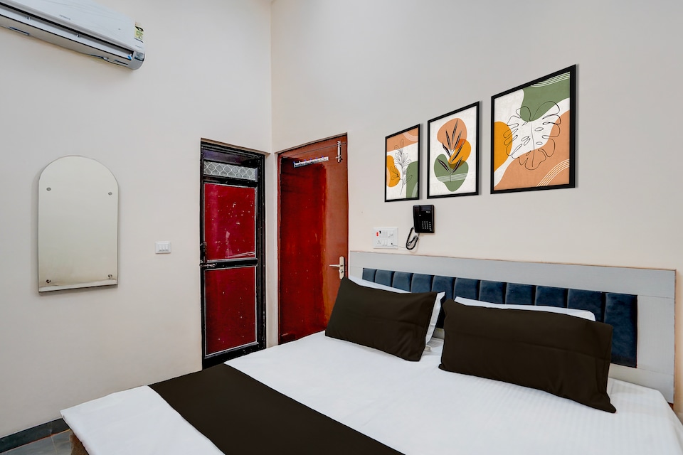 Hotel O Rudrapur Railway Junction Formerly Saffron Residency, Rudrapur, Rudrapur