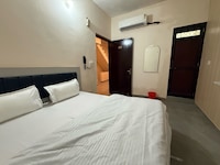 Hotel O Rudrapur Railway Junction Formerly Saffron Residency