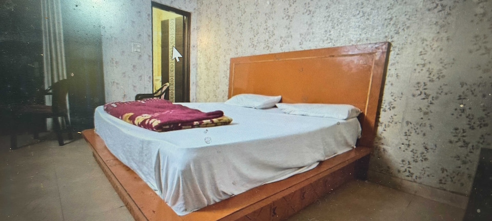 Hotel O Green Arrow , New Friends Colony Delhi, Delhi