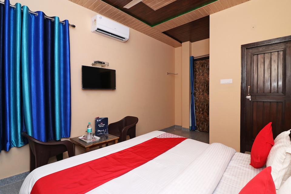 Flagship 13686 Rudraksh Hotel, Ramnagar City, Corbett-Ramnagar