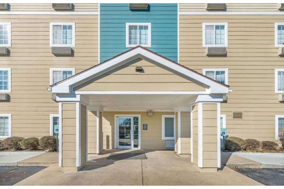 Studio 6 Extended Stay Little Rock Southwest AR, C72209, Little Rock AR