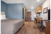 Studio 6 Extended Stay Fort Myers FL