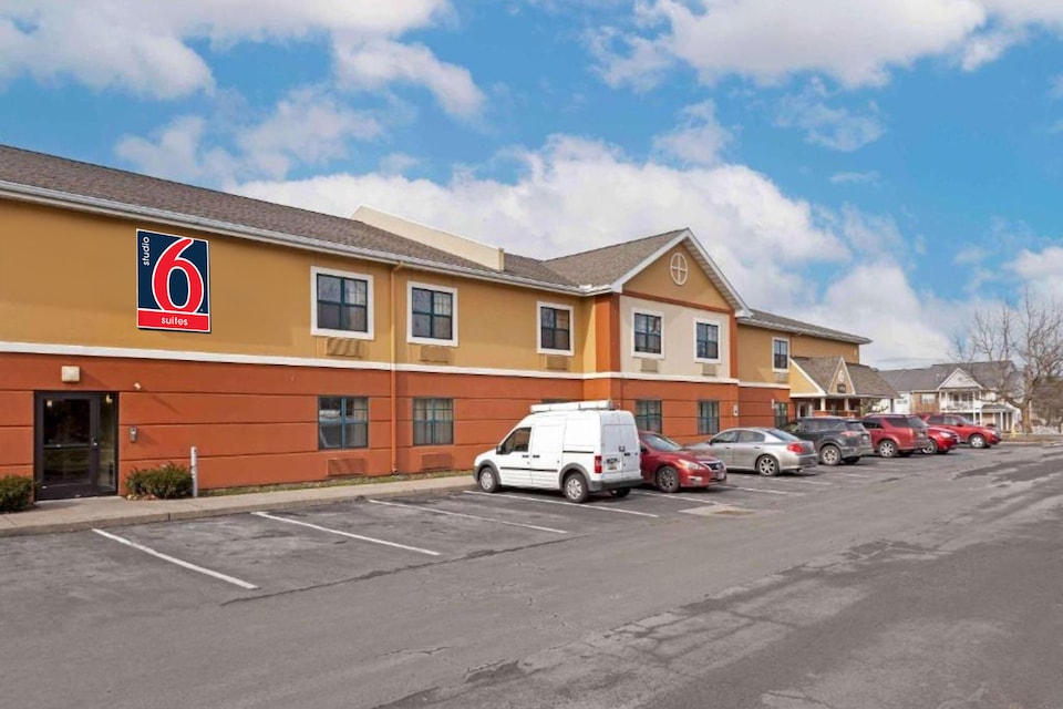 Studio 6 Extended Stay Rochester Greece NY, C14456, Rochester NY