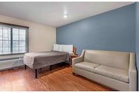 Studio 6 Extended Stay Shreveport Airport LA