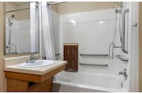 Studio 6 Extended Stay Shreveport Airport LA