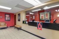 Studio 6 Extended Stay Rochester Henrietta NY