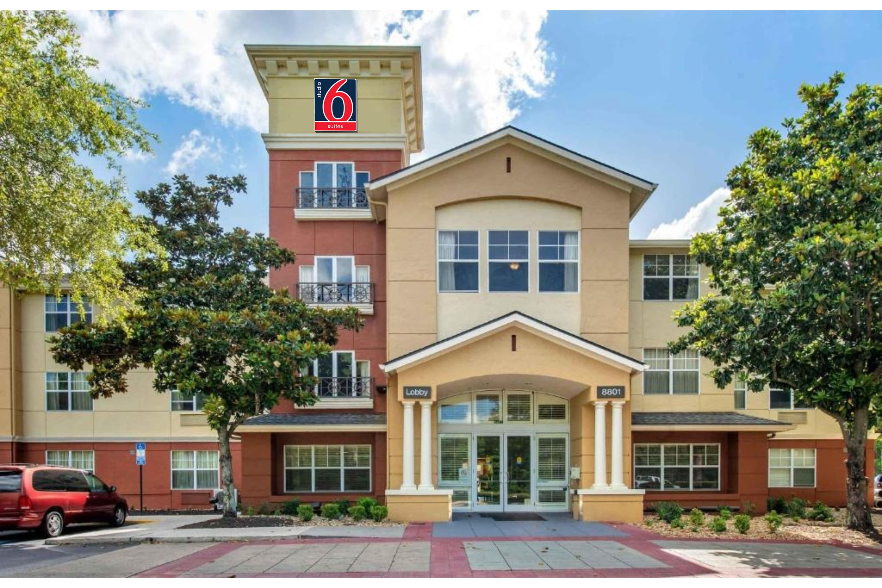 Studio 6 Jacksonville, FL | Deerwood Extended Stay