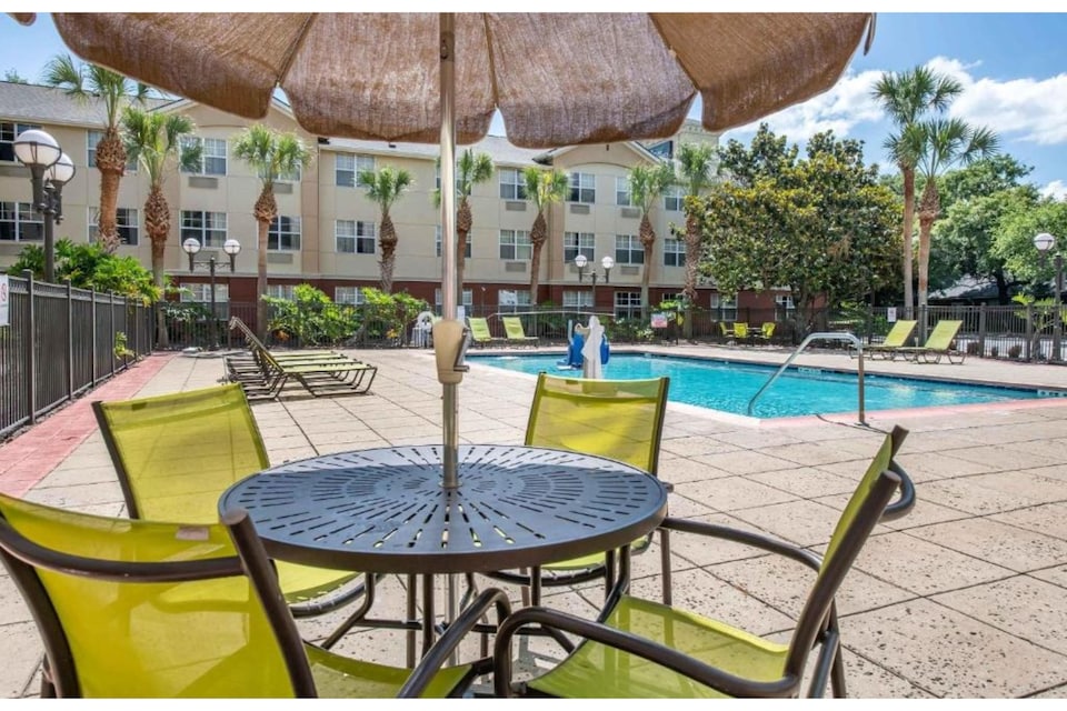 Studio 6 Suites Jacksonville Deerwood Park FL, C32216, Jacksonville