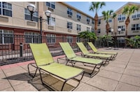 Studio 6 Suites Jacksonville Deerwood Park FL