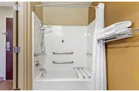 Studio 6 Suites Jacksonville Deerwood Park FL