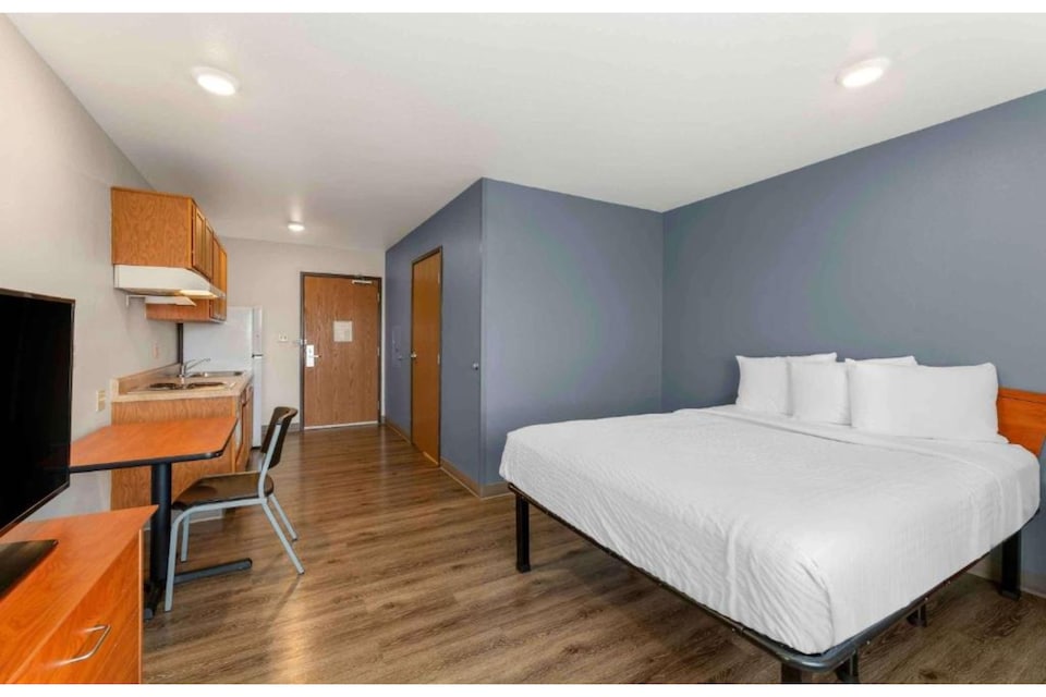 Studio 6 Extended Stay Birmingham Pelham  AL, Pelham AL, Pelham AL