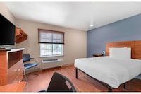 Studio 6 Extended Stay Cincinnati Sharonville OH