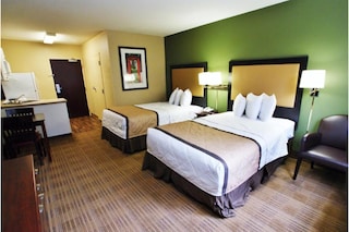 Studio 6 Corporate Extended Stay Chicago Lisle IL