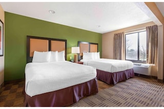 Studio 6 Corporate Extended Stay Chicago Lisle IL