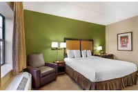 Studio 6 Corporate Extended Stay Chicago Lisle IL