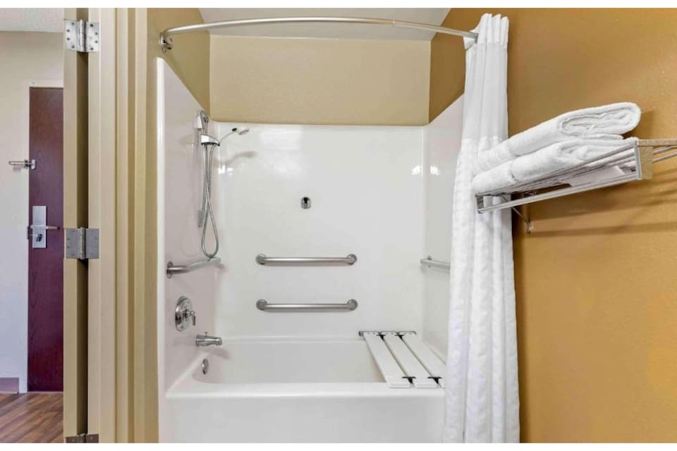 Studio 6 Extended Stay Fishkill Westage Center NY, Fishkill, Fishkill