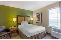 Studio 6 Extended Stay Chicago Vernon Hills Lincolnshire IL