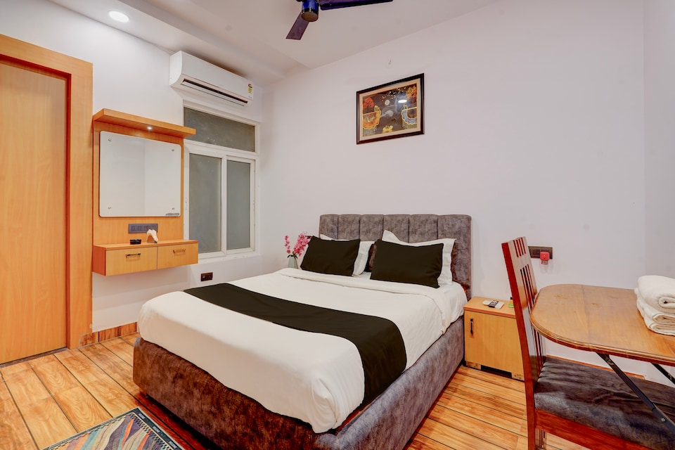 Hotel O Grand Crown, Gomti Nagar Lucknow, Lucknow