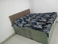 SPOT ON RAJEEV PG & GUEST HOUSE