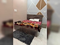 Spot On PREM PALACE HOTEL & RESTAURANT