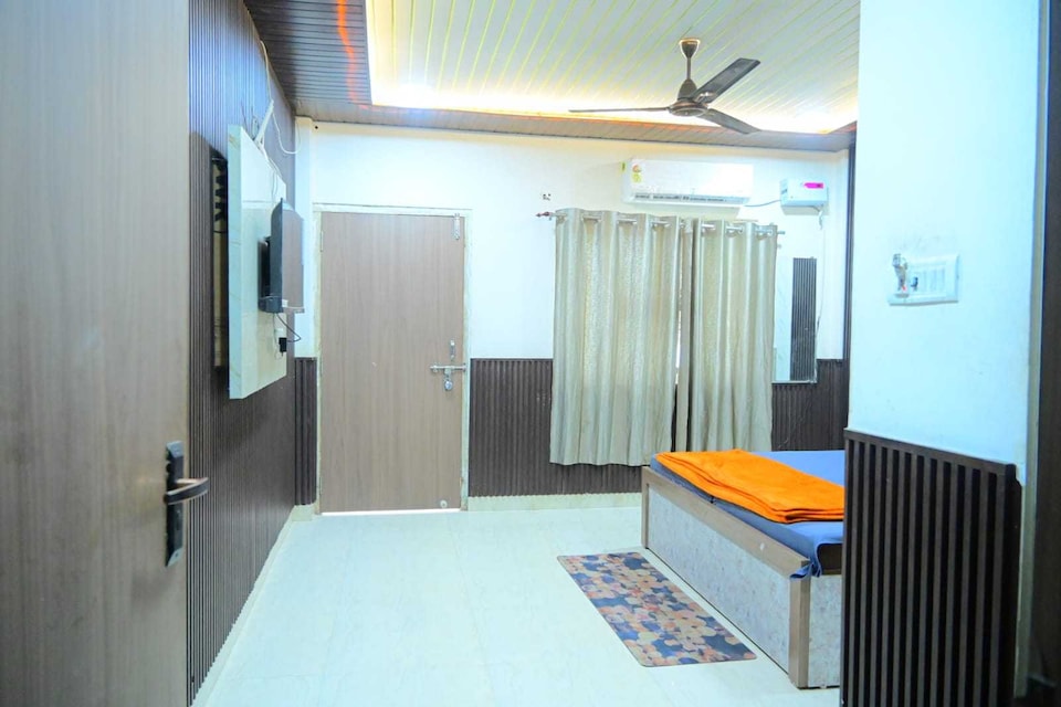 Hotel O LAXMI PAYING GUEST HOUSE, Ayodhya, Ayodhya