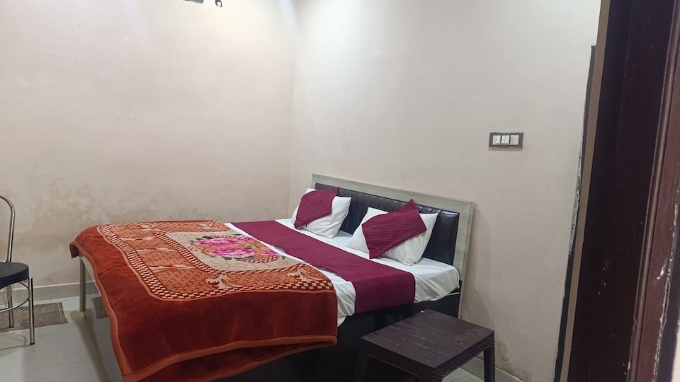 Hotel O LAXMI PAYING GUEST HOUSE, Ayodhya, Ayodhya