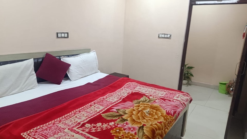 Hotel O LAXMI PAYING GUEST HOUSE, Ayodhya, Ayodhya
