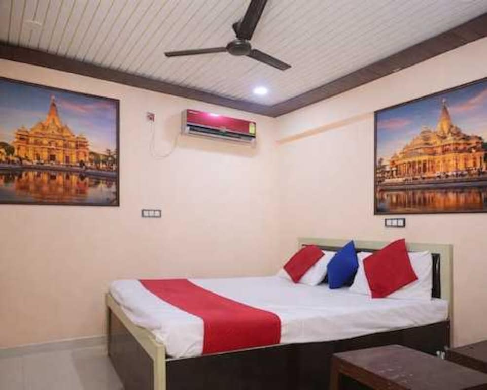 Hotel O LAXMI PAYING GUEST HOUSE, Ayodhya, अयोध्या