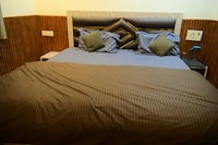 Hotel O LAXMI PAYING GUEST HOUSE