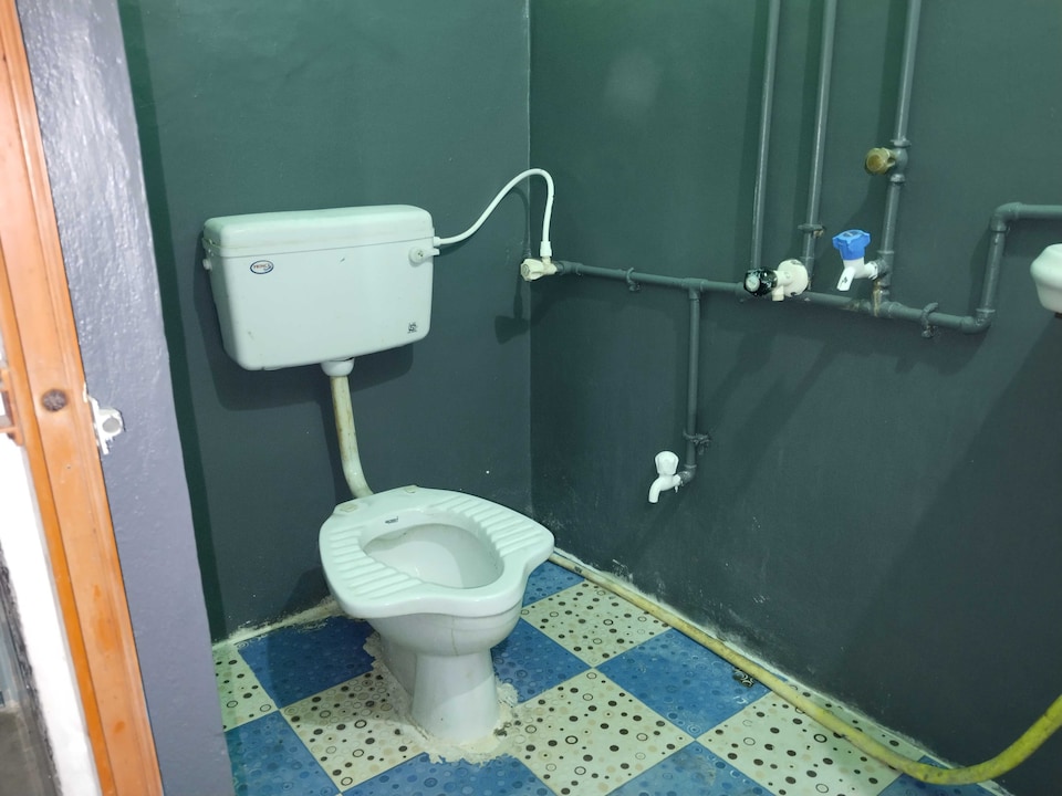 Spot On Niribili Guest House, Hazarduari, Berhampore