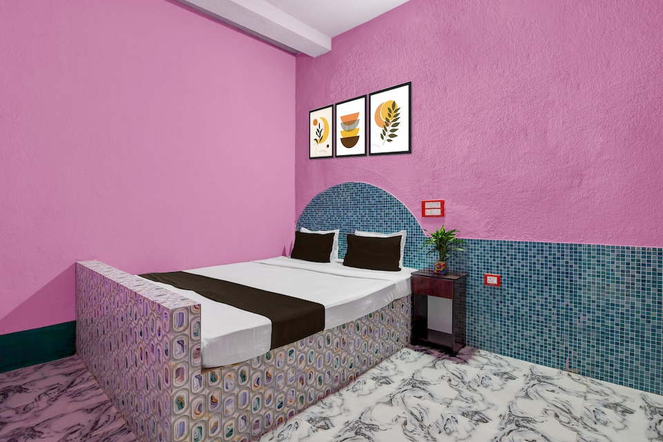 Spot On Niribili Guest House, Hazarduari, Berhampore