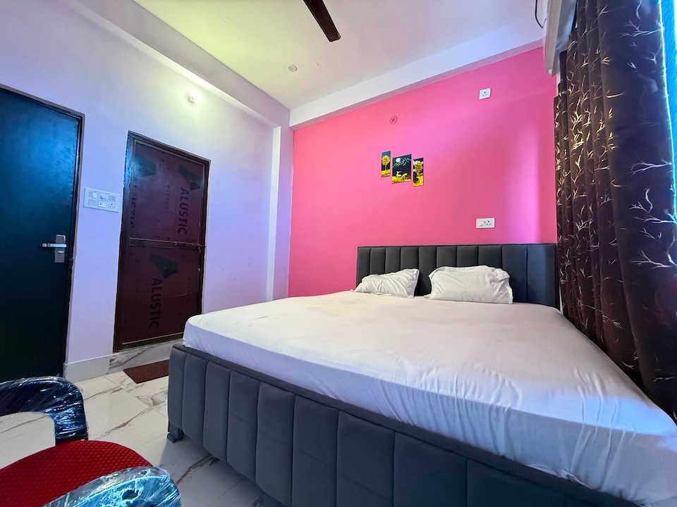 Hotel O Ashirwad Guest house , Lanka, Varanasi