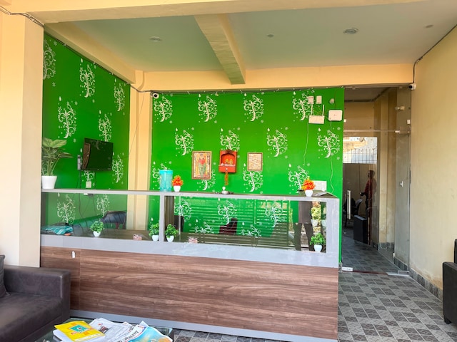 Hotel O Ashirwad Guest house 