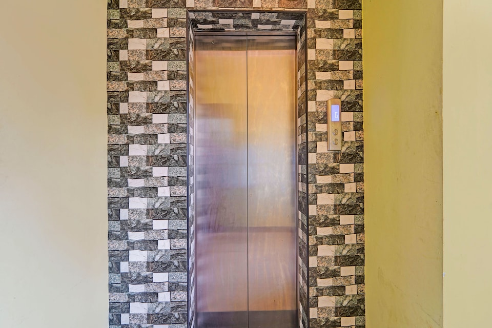 POP 84308A Sivaganga Guest House, Thampanoor Trivandrum, Trivandrum