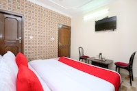 OYO Hotel Star Palace
