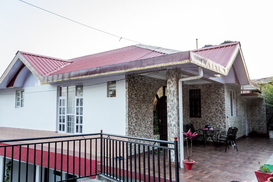 OYO Home 13701 Exotic 3 BHK, Dharamshala, Dharamshala