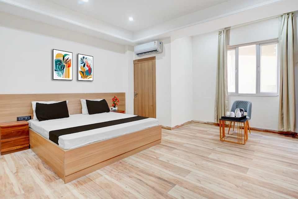 Super Townhouse Zero Mile Metro Station Patna Formerly The King Hotel and Banquet, Kankarbagh Patna, Patna