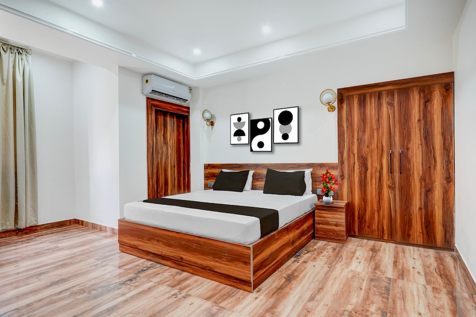 Super Townhouse Zero Mile Metro Station Patna Formerly The King Hotel and Banquet, Kankarbagh Patna, Patna