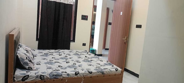 OYO 843094 Royal Plaza